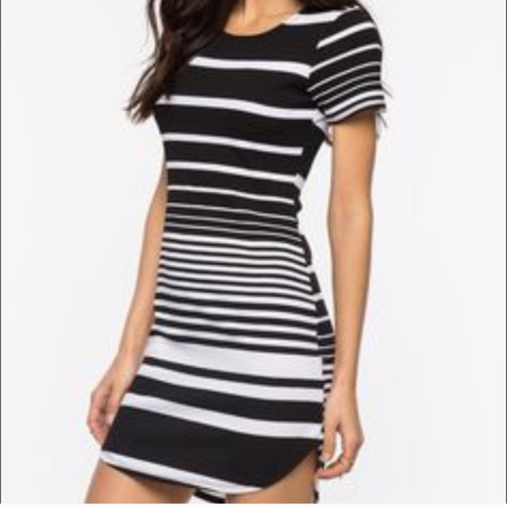 NWT!! SUPER CUTE! Black and white Bodycon Dress